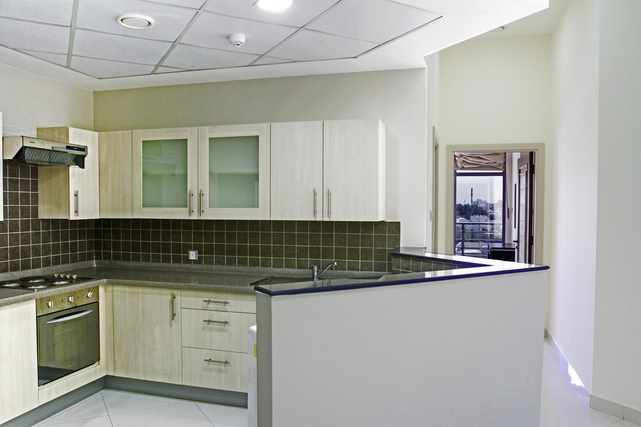 Almoayyed Suites Manama Exterior foto